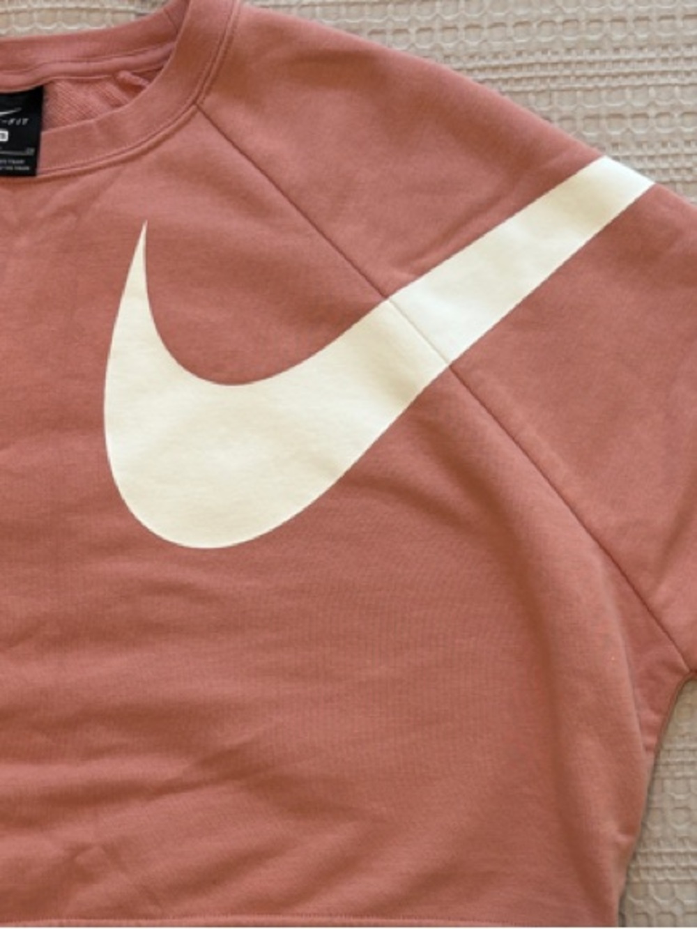 Nike Women's Small Dusty Rose Cropped Crew Sweatshirt with White Swoosh - Picture 7 of 7